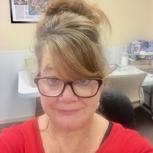 Meet your Posher, Kristen